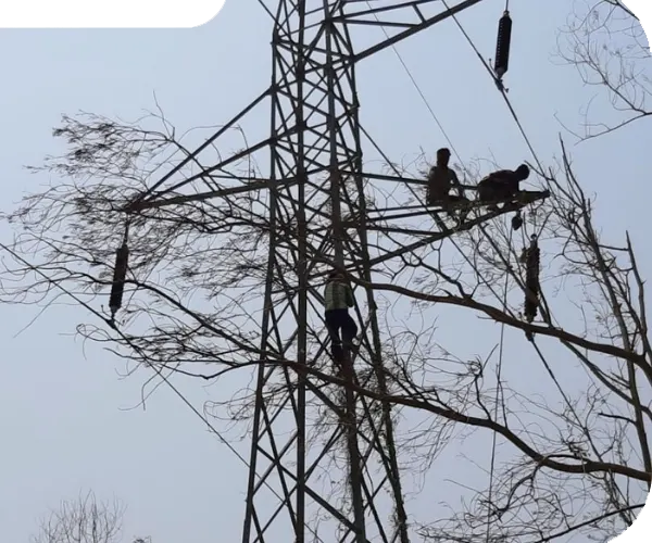 Modular ERS Tower restoring transmission power in a conflict-damaged area
