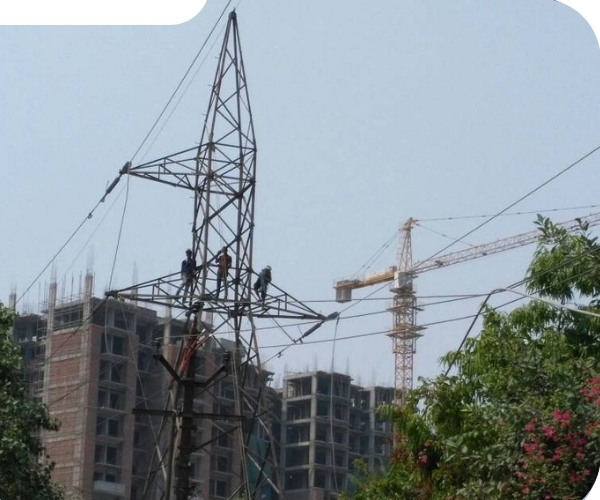 Temporary transmission tower bypass supporting a live reconductoring project